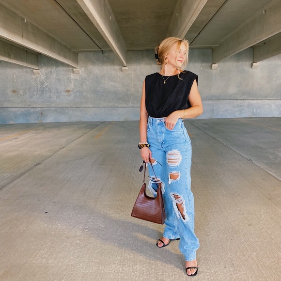 Meet your Posher, Faith - Picture 5 of 5